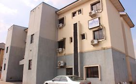Abat Guest House 2*