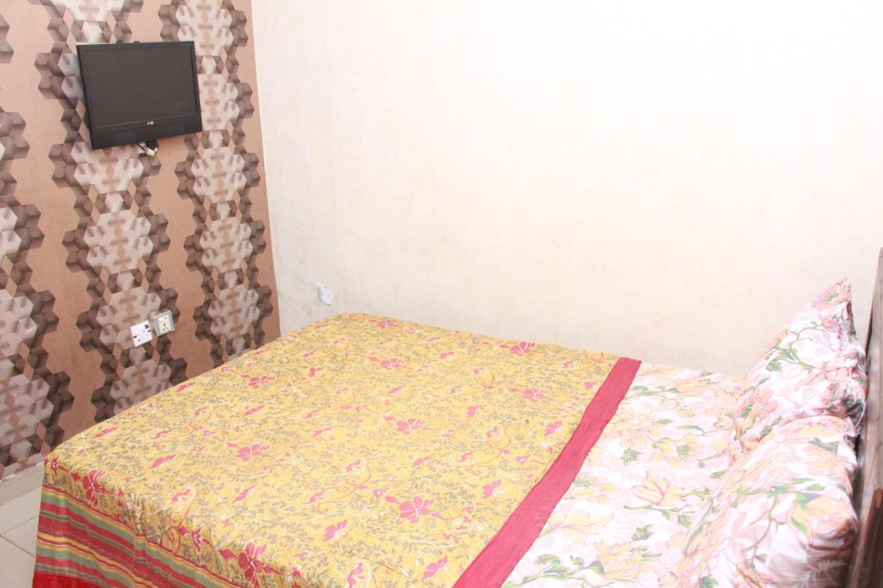 Abatete Guest House Mobushipe Exterior photo