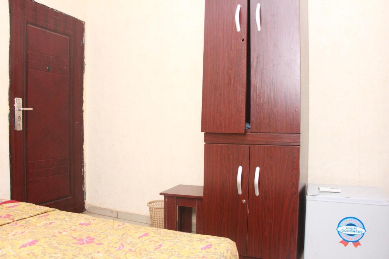 Abatete Guest House Mobushipe Exterior photo
